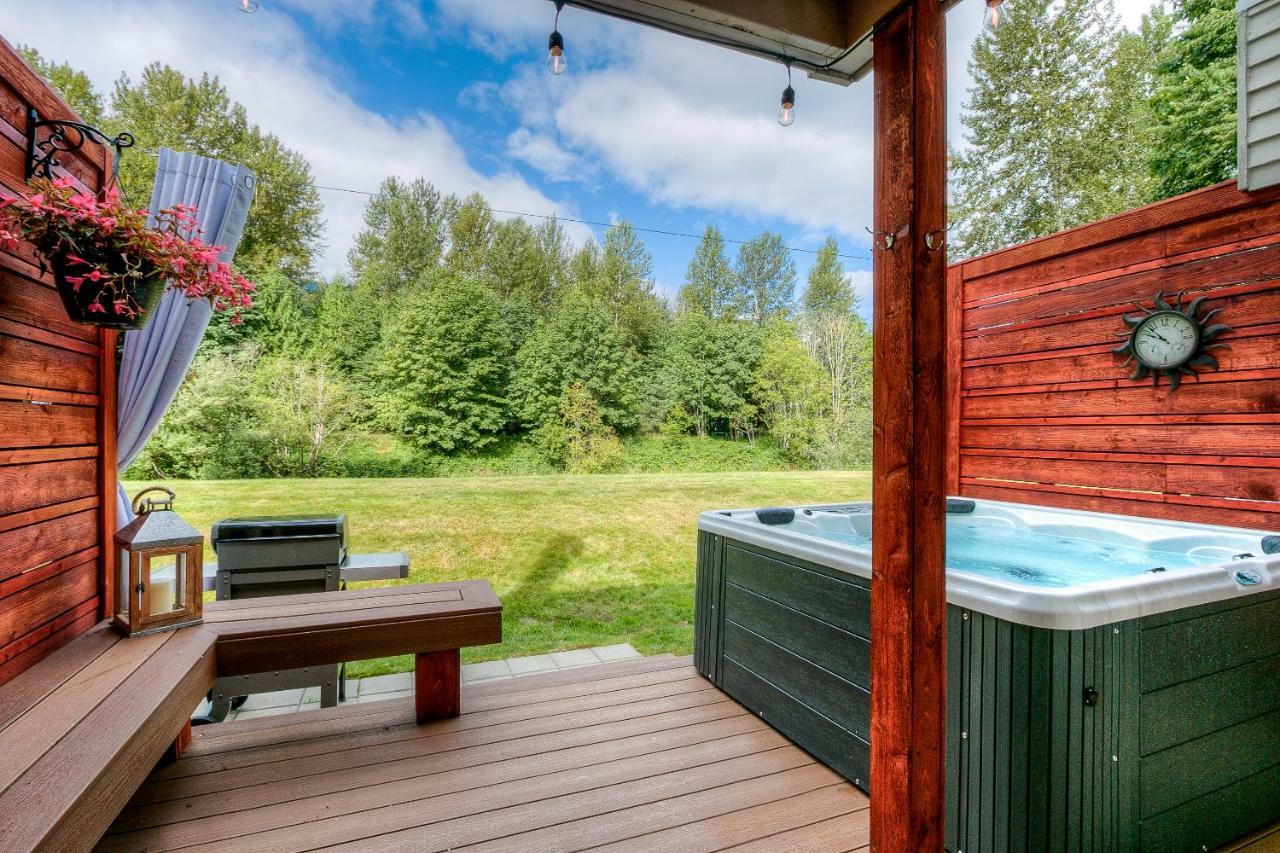 Moon River Suites #1 North Bend Exteriér fotografie