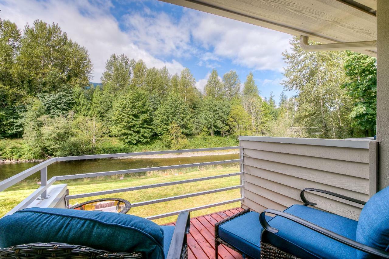 Moon River Suites #1 North Bend Exteriér fotografie
